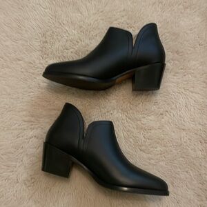 Nisolo - Mia Everyday Ankle Boot